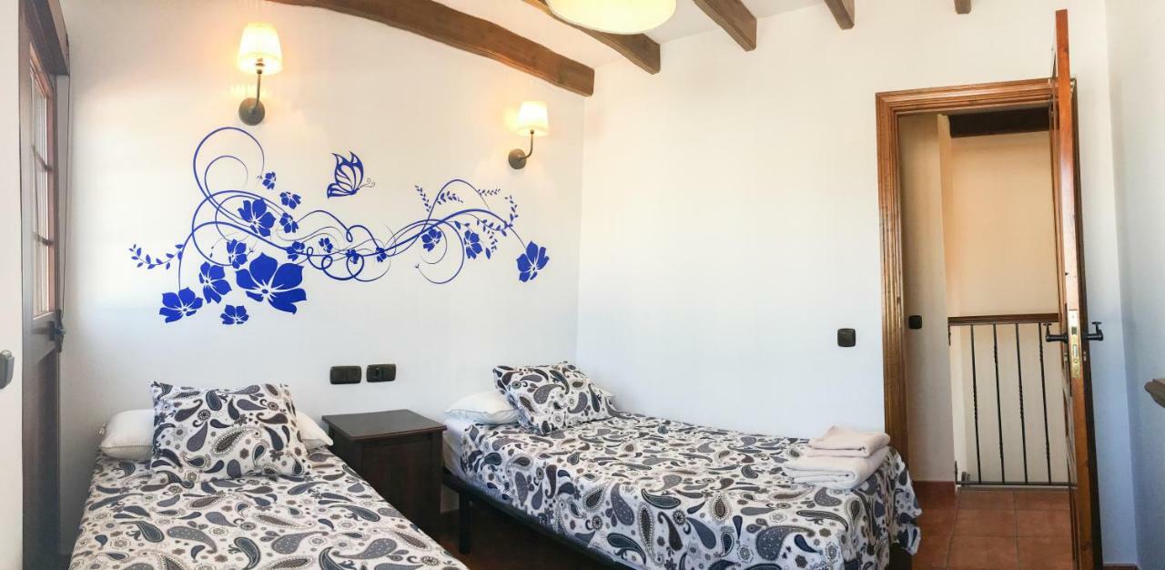 منزل الضيف مونتيهمورتو  في Casa De Teones المظهر الخارجي الصورة