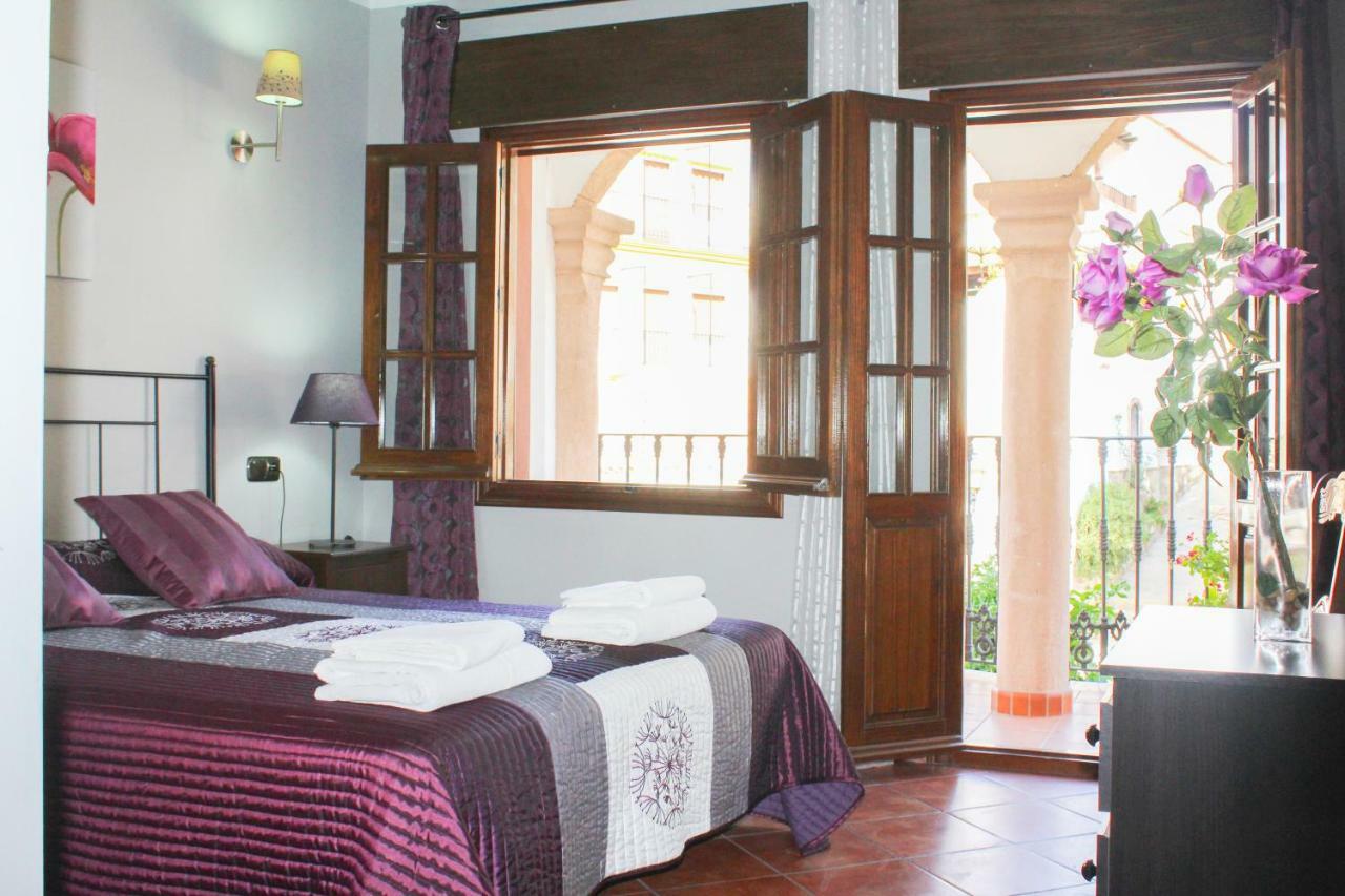 منزل الضيف مونتيهمورتو  في Casa De Teones المظهر الخارجي الصورة