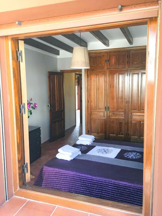 منزل الضيف مونتيهمورتو  في Casa De Teones المظهر الخارجي الصورة